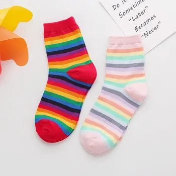 2023Cotton Pružnosť Potu Žien Vysoké Ponožky Candy Farby Dúhy Pruhované Ponožky Športový Meias Bežné Streetwear Harajuku Ponožky