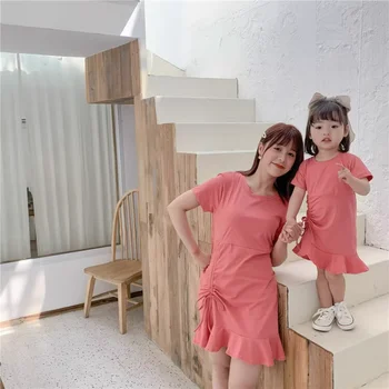 Kórejský Mama a Dcéra Zodpovedajúce Oblečenie 2023 Lete Nové Bavlna Rodiny Zodpovedajúce Oblečenie Žien Baby Girl Bežné Princezná Šaty